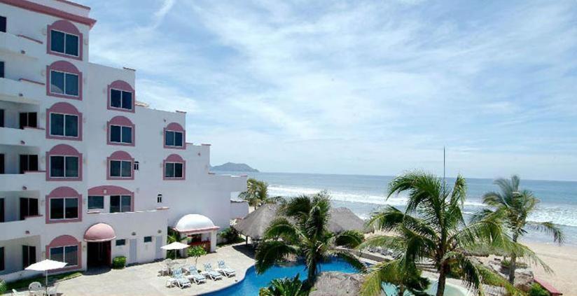 מזטלן Costa Bonita Resort מראה חיצוני תמונה